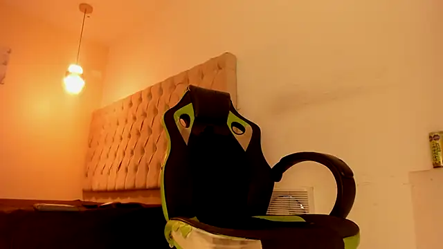 Darkknightx01 online show from October 1, 2025, 1:55 am