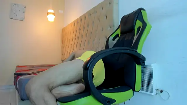 Darkknightx01 online show from December 14, 2025, 1:23 am