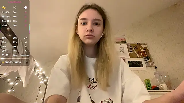 DanaCore online show from October 10, 2025, 6:42 pm