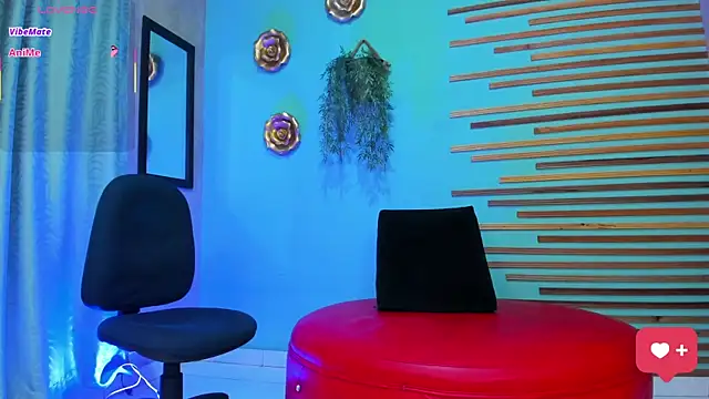 Snapshot of jharol_cardonaa chatting on October 5, 2025, 1:24 pm jharol cardonaa online show from October 5, 2025, 1:24 pm