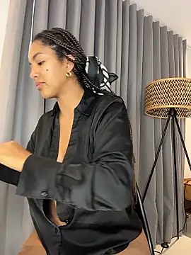 Mia sweet80 online show from January 13, 2026, 2:59 am