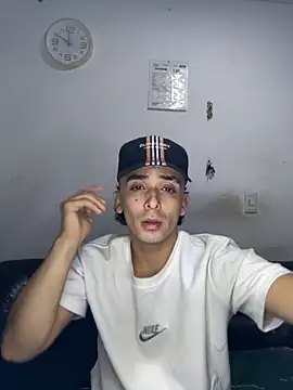 Jacobs0 online show from November 15, 2025, 4:49 am