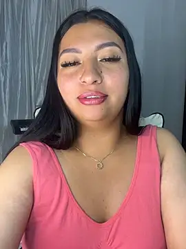 Issa Santana online show from June 16, 2026, 10:10 pm
