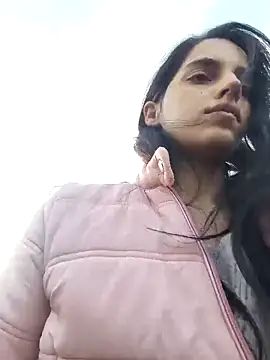 SweetMelodyZ online show from November 6, 2025, 7:12 am