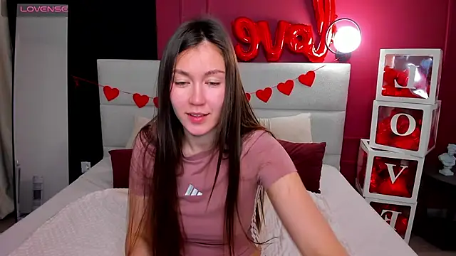 Tina Porter online show from February 16, 2026, 1:26 am