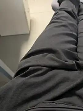 pussy hunter0 online show from July 26, 2026, 9:49 am