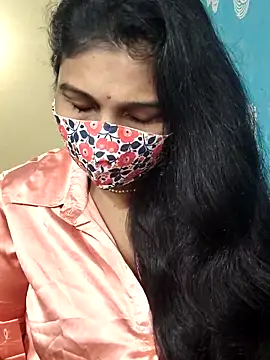 Hotty Sonali online show from October 6, 2025, 3:24 pm