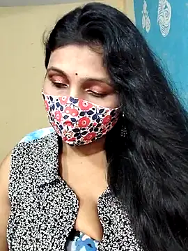 Hotty Sonali online show from October 5, 2025, 5:58 pm