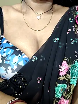 Hotty Sonali online show from September 19, 2025, 6:01 pm