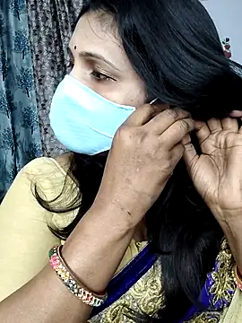 Hotty Sonali online show from February 3, 2026, 1:05 am