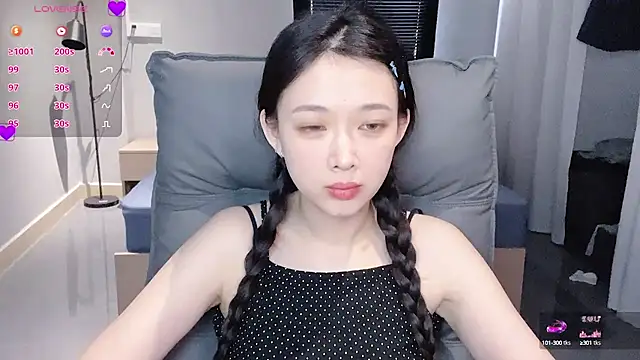 NiNi-baby520 online show from September 15, 2025, 7:53 am