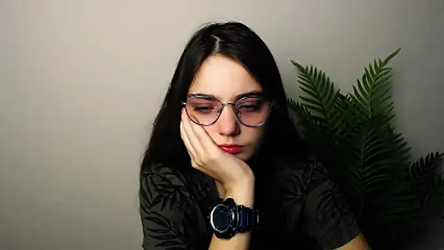 Sun Shine   online show from December 4, 2025, 10:53 pm