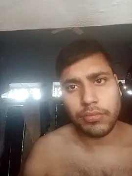 Snapshot of Desirock001 chatting on October 8, 2025, 1:51 am Desirock001 online show from October 8, 2025, 1:51 am