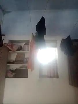 Snapshot of Desirock001 chatting on October 6, 2025, 2:57 am Desirock001 online show from October 6, 2025, 2:57 am