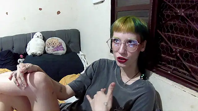 Snapshot of IkyVic chatting on January 15, 2026, 11:08 pm IkyVic online show from January 15, 2026, 11:08 pm