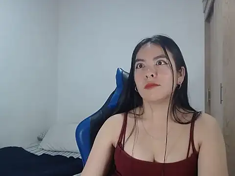 EloiseJun online show from September 30, 2025, 1:11 am