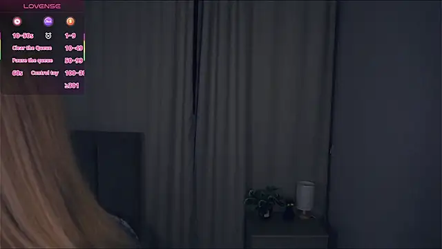 VeronaBench online show from November 10, 2025, 6:40 am