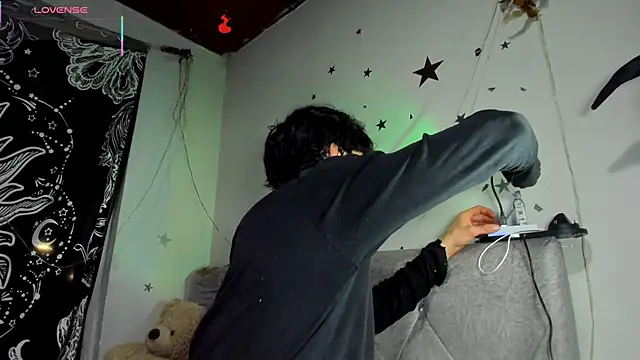 Snapshot of puepleholly chatting on February 22, 2026, 2:47 am puepleholly online show from February 22, 2026, 2:47 am