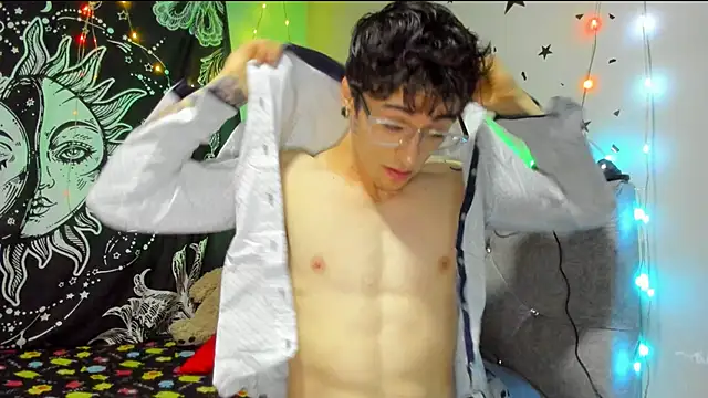 Snapshot of puepleholly chatting on January 13, 2026, 11:41 pm puepleholly online show from January 13, 2026, 11:41 pm