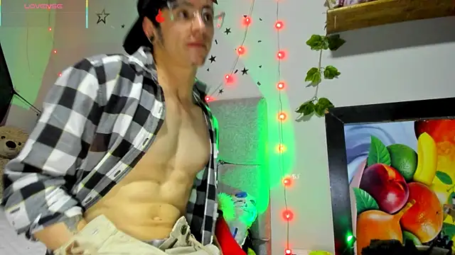 Snapshot of puepleholly chatting on January 9, 2026, 1:56 am puepleholly online show from January 9, 2026, 1:56 am