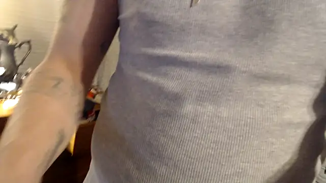 thejuicybacon online show from November 28, 2025, 12:05 pm