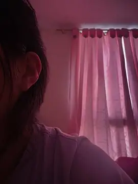 MissCat  online show from May 24, 2026, 1:22 pm