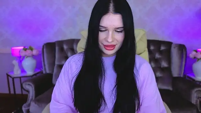 Neyla Charm online show from November 22, 2025, 8:08 pm