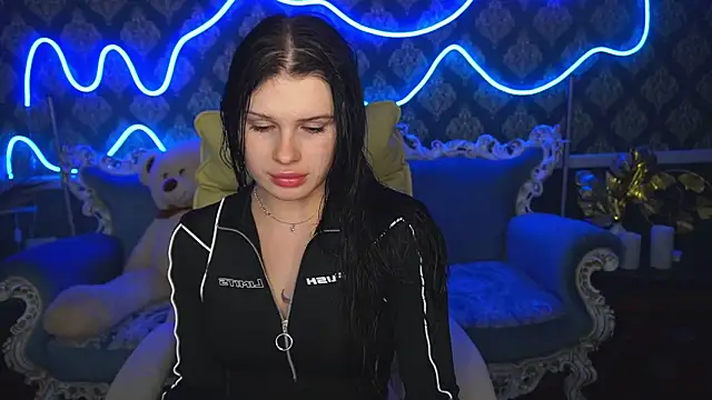 Neyla Charm online show from October 13, 2025, 6:53 pm