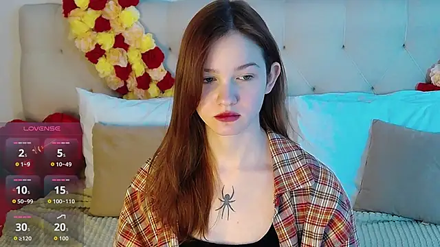 Snapshot of MichelleRoux chatting on February 15, 2026, 8:08 pm MichelleRoux online show from February 15, 2026, 8:08 pm