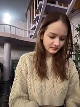 Snapshot of MichelleRoux chatting on January 17, 2026, 6:55 pm MichelleRoux online show from January 17, 2026, 6:55 pm