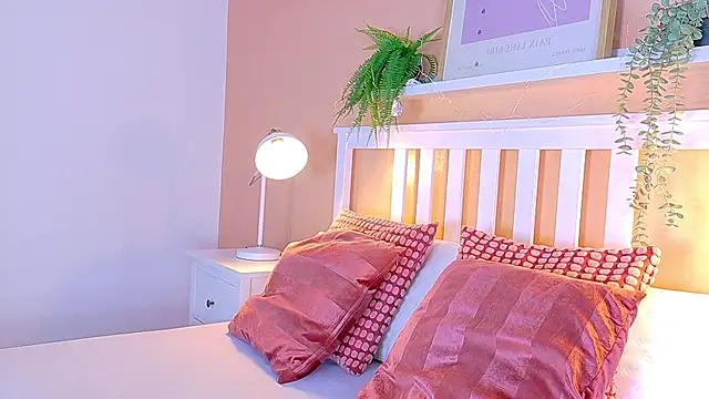 BelaMiller  online show from October 1, 2025, 11:36 am