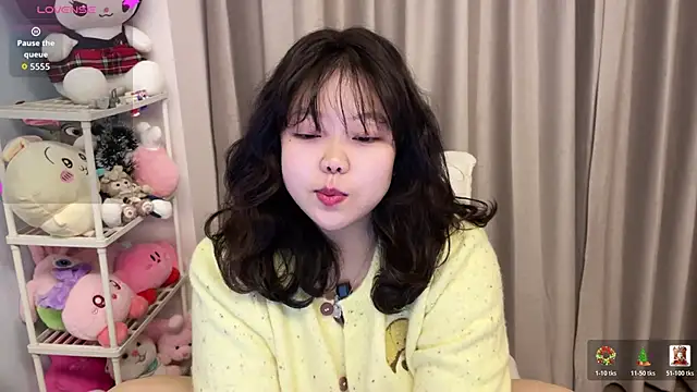 Kittenfishing online show from January 5, 2026, 5:27 pm