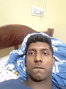 kittyglow online show from April 17, 2026, 9:17 pm