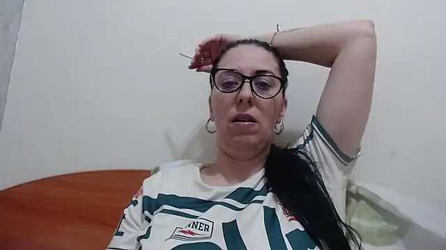 jollene online show from March 12, 2026, 3:27 pm