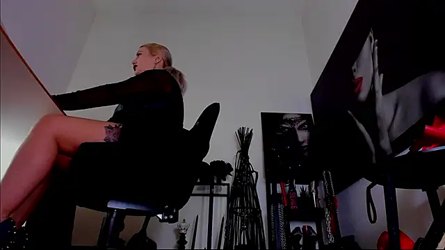 Snapshot of demisweet chatting on February 26, 2026, 7:41 am demisweet online show from February 26, 2026, 7:41 am