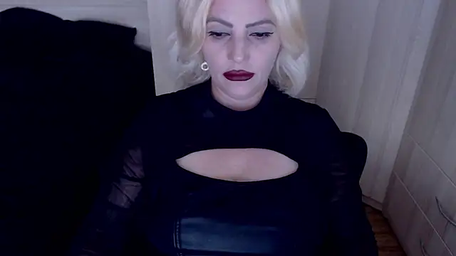 Snapshot of demisweet chatting on June 8, 2026, 9:59 pm demisweet online show from June 8, 2026, 9:59 pm