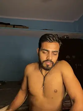Snapshot of fireboyyyyy chatting on October 6, 2025, 1:29 am fireboyyyyy online show from October 6, 2025, 1:29 am