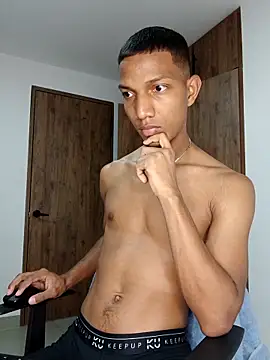 Snapshot of miguelmarcus chatting on September 12, 2025, 12:16 pm miguelmarcus online show from September 12, 2025, 12:16 pm