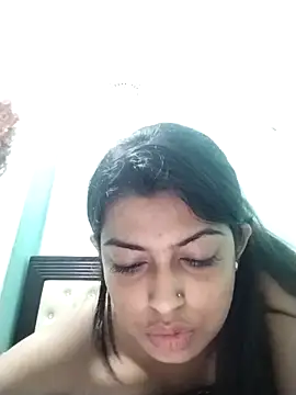 HotNehaChowdhury online show from April 5, 2026, 1:01 am