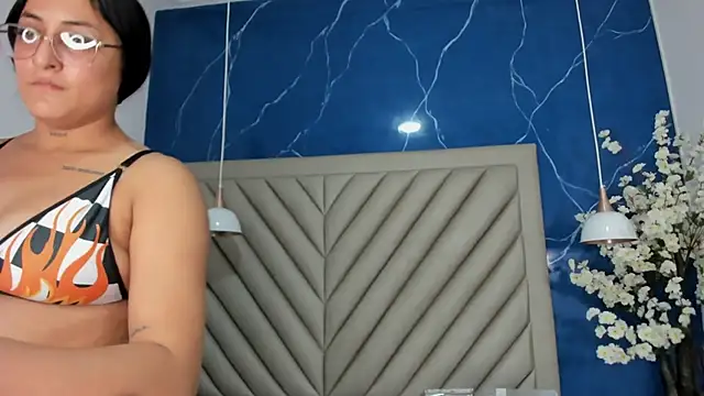 Ibbie drastic online show from November 28, 2025, 12:05 pm