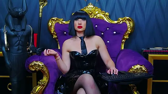 LaraMaeve online show from September 30, 2025, 5:02 am