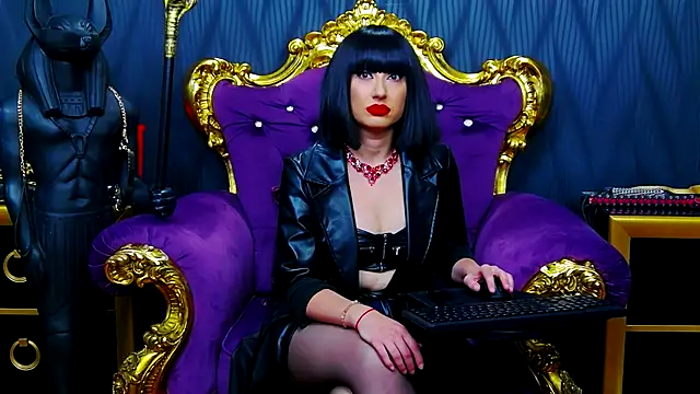 LaraMaeve online show from September 18, 2025, 4:26 am