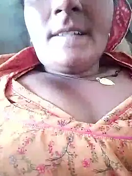 aunty sumy online show from October 9, 2025, 10:49 am