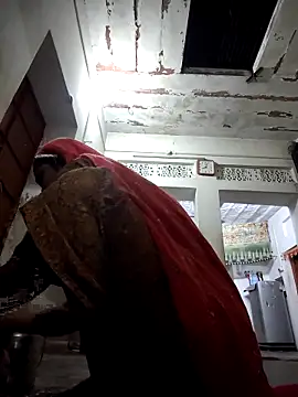 aunty sumy online show from April 1, 2026, 2:25 pm