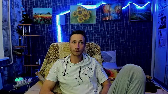 CuteBoy228 online show from November 28, 2025, 9:26 pm