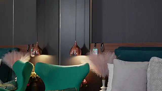 EmilyTrix online show from April 15, 2026, 12:16 am