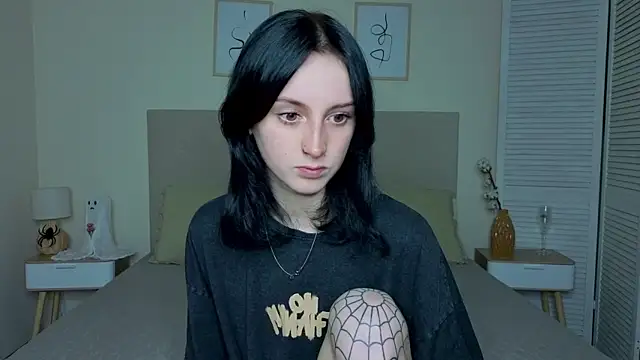 Little moly999 online show from November 10, 2025, 9:09 pm