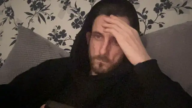 Big8inchUncutCock online show from April 3, 2026, 8:15 pm