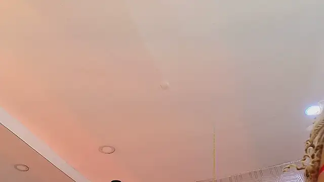 LexieBloom online show from October 20, 2025, 4:03 am