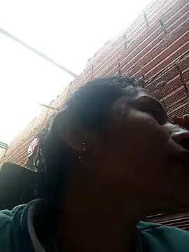 karinnahotdirty online show from March 25, 2026, 2:27 pm